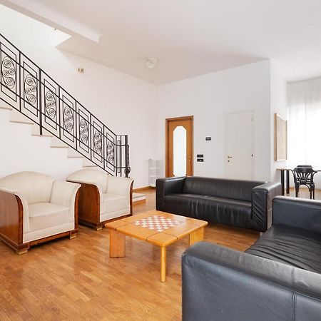Ca' Stellini - Comoda Casa Indipendente Con Parcheggio Privato Milano Exterior foto