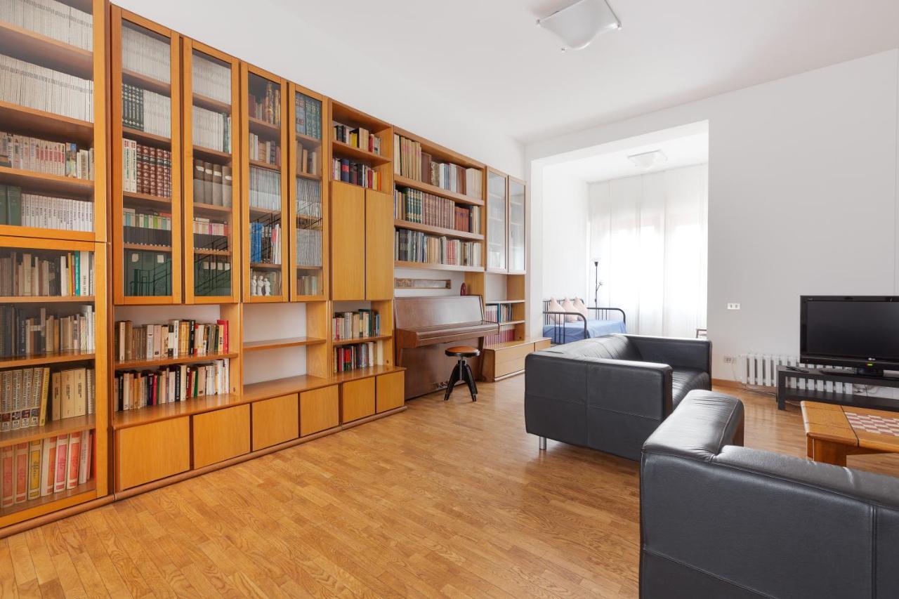Ca' Stellini - Comoda Casa Indipendente Con Parcheggio Privato Milano Exterior foto